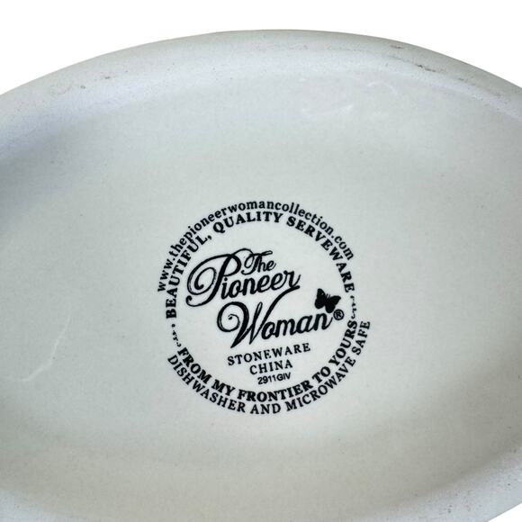 The Pioneer Woman Farmhouse Lace Linen Stoneware Gravy Boat - Picture 4 of 4